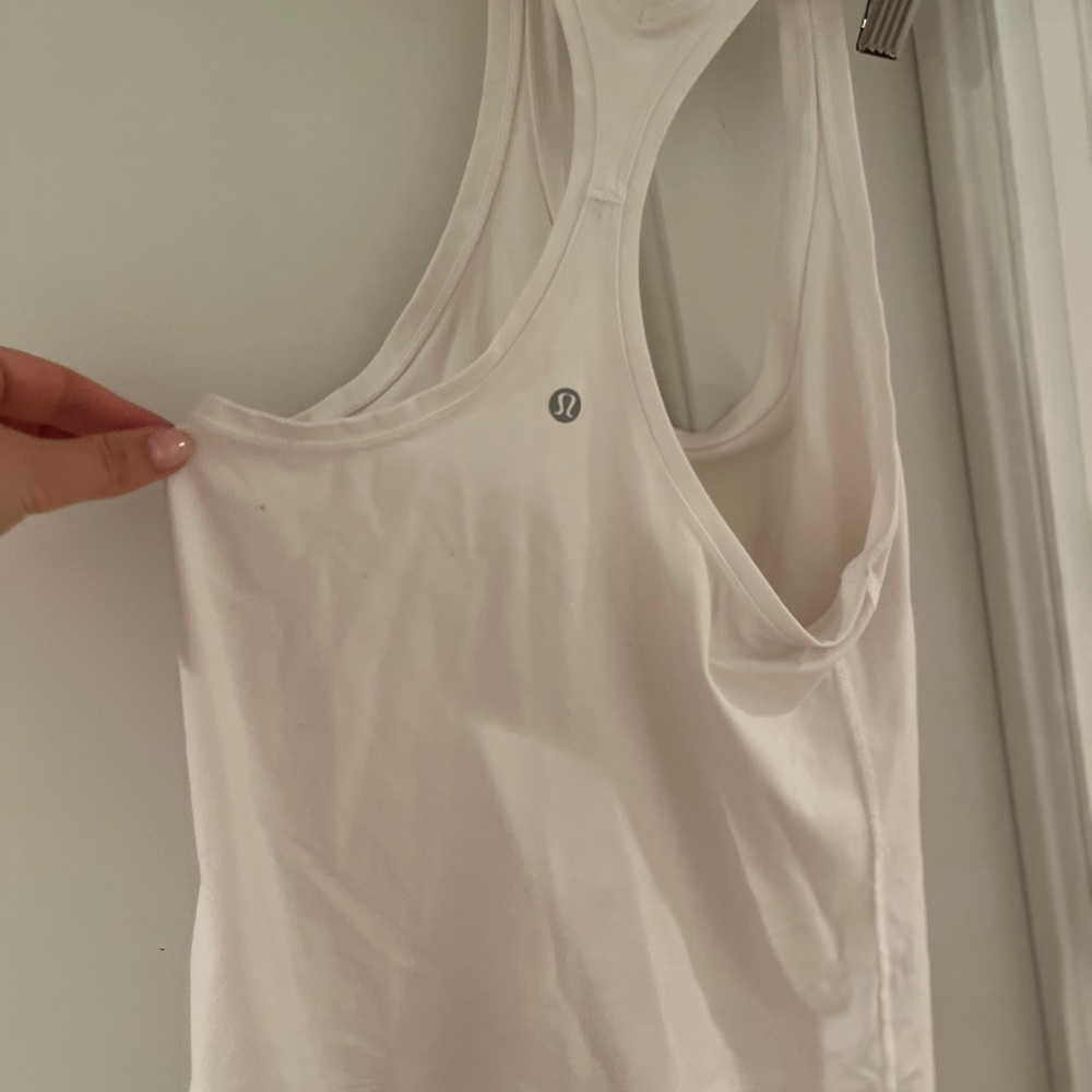 Cropped Cool Racerback - Picture 3 of 3